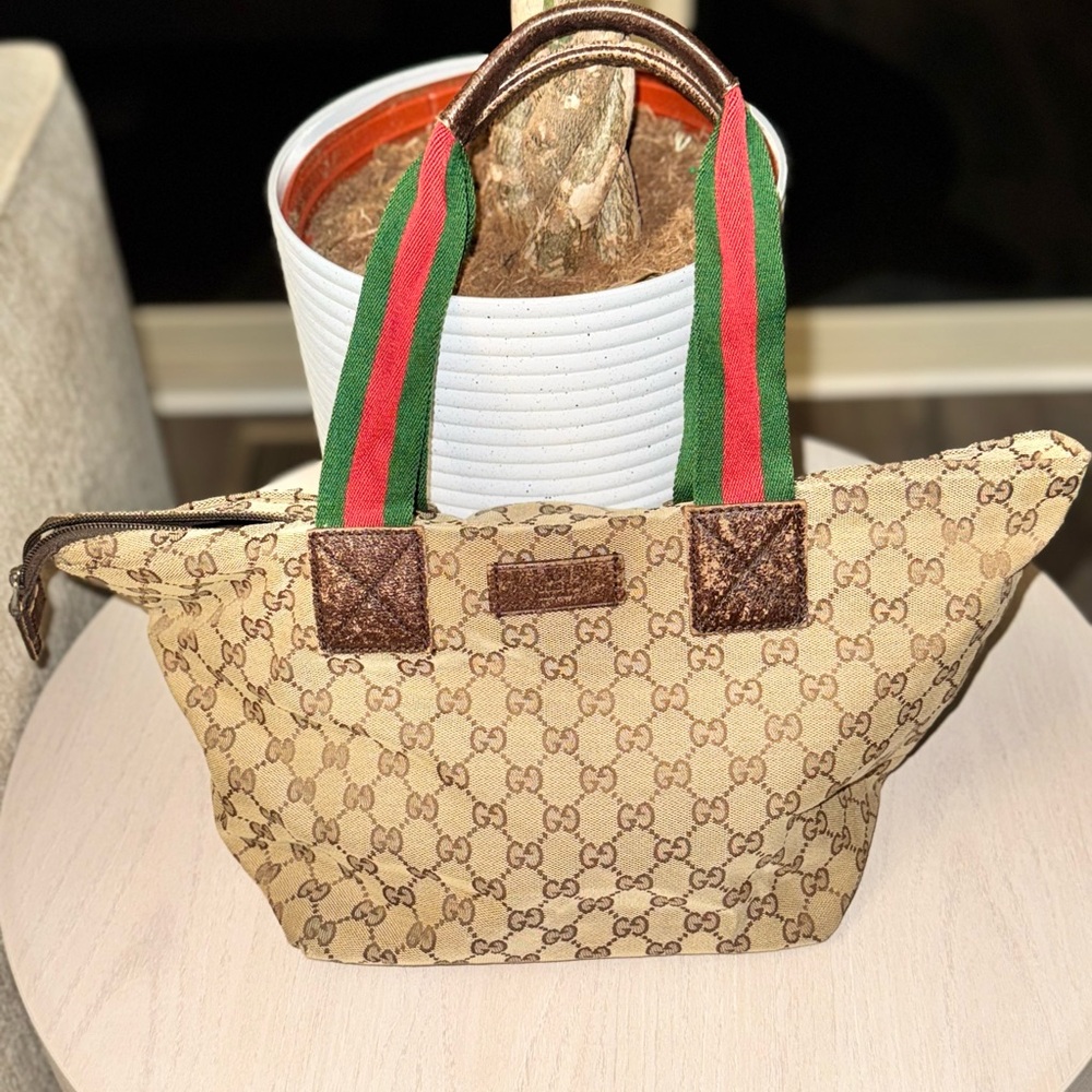 Gucci Sherry Line Tote with Iconic GG Monogram